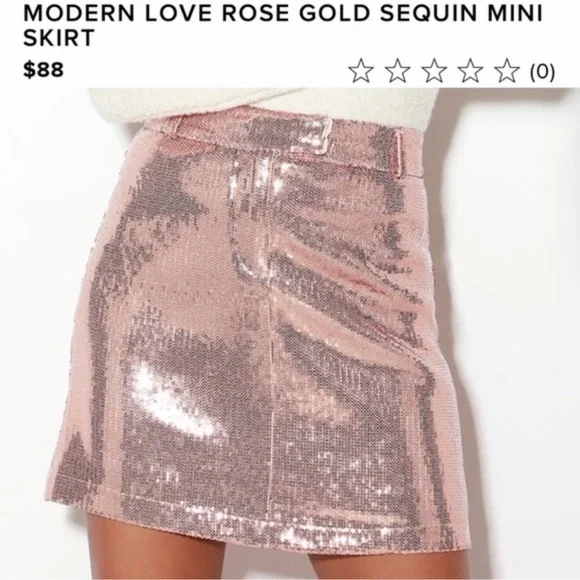 🆕 BB Dakota Rose Gold Sequin Mini Skirt - Picture 3 of 13
